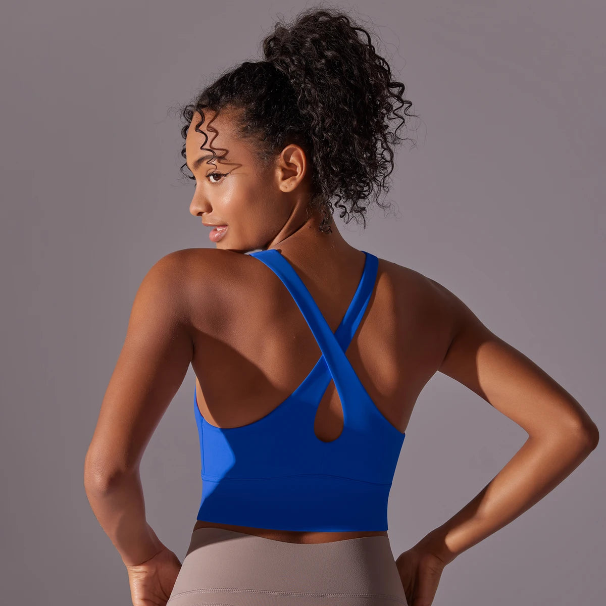 Top Cruzado de Alto Impacto Top Cruzado de Alto Impacto